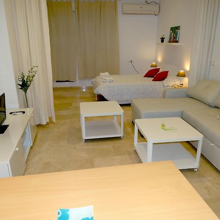 Minimalist Loft Center By Gms Apartamentos Кордова Экстерьер фото